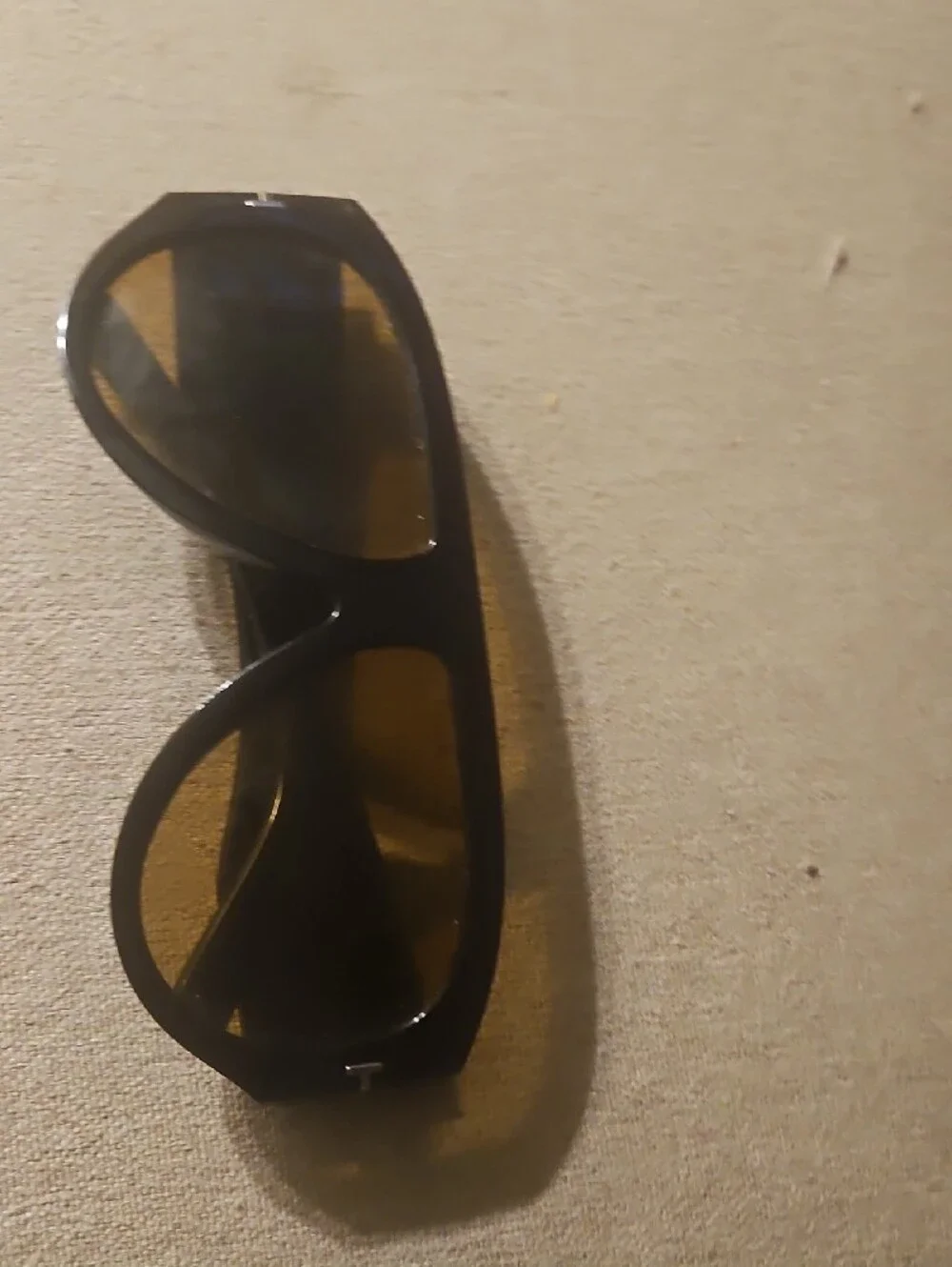 Women's Black Sunglasses with T-Accent